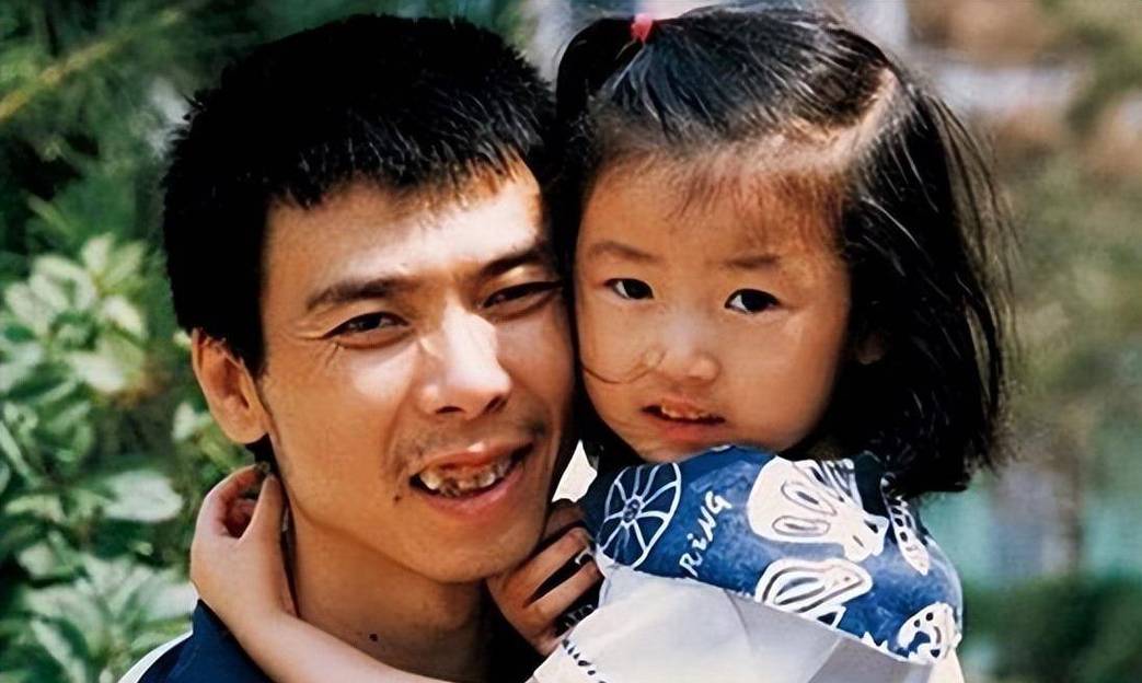 新澳彩免费长期资料大全:冯小刚养女高中毕业